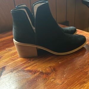 BP Barrister Suede Booties